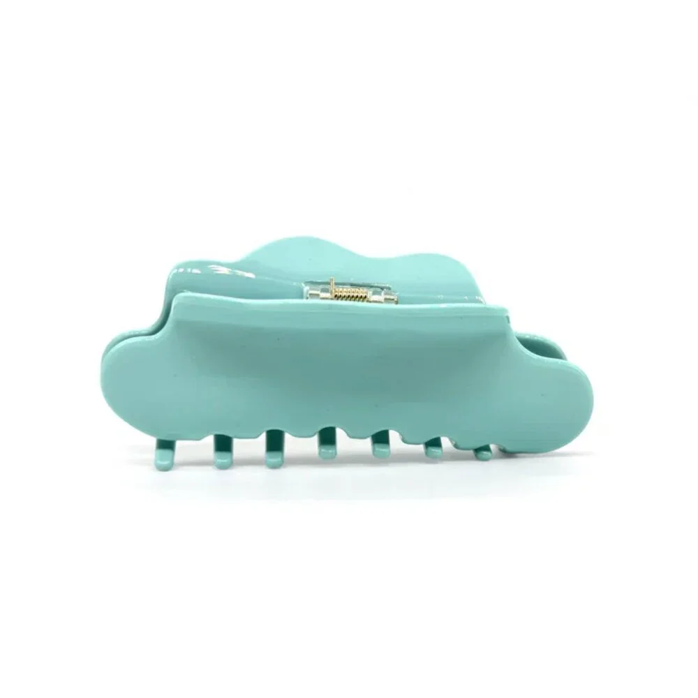 NWT Dream Cloud Light Blue Large Hair Claw Clip